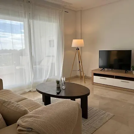 Fantastic Two Bedroom アパート *